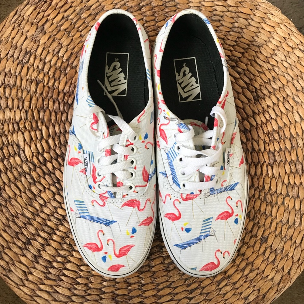 VANS off the wall Flamingo canvas shoes—Size 8